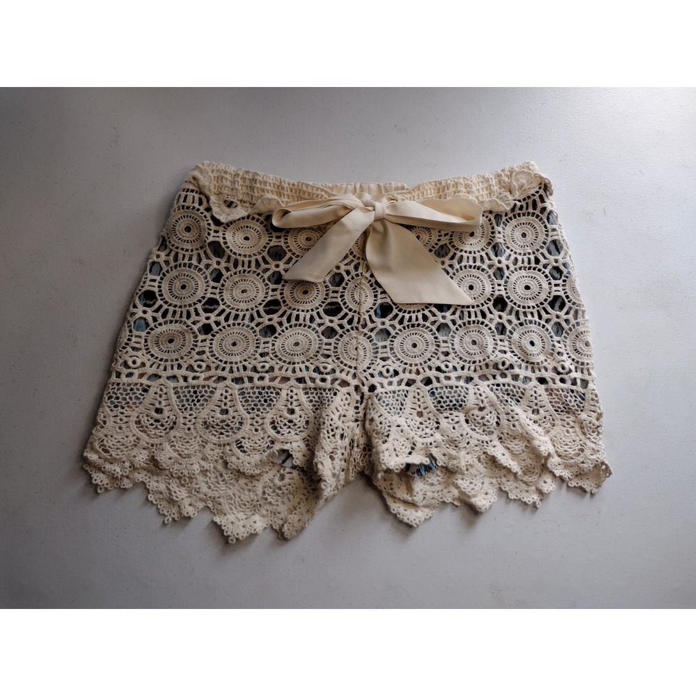 Forcynthia Beachwear Cream Crochet Scalloped Shorts Boho Ribbon Tie Small